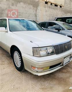 تۆیۆتا کراون